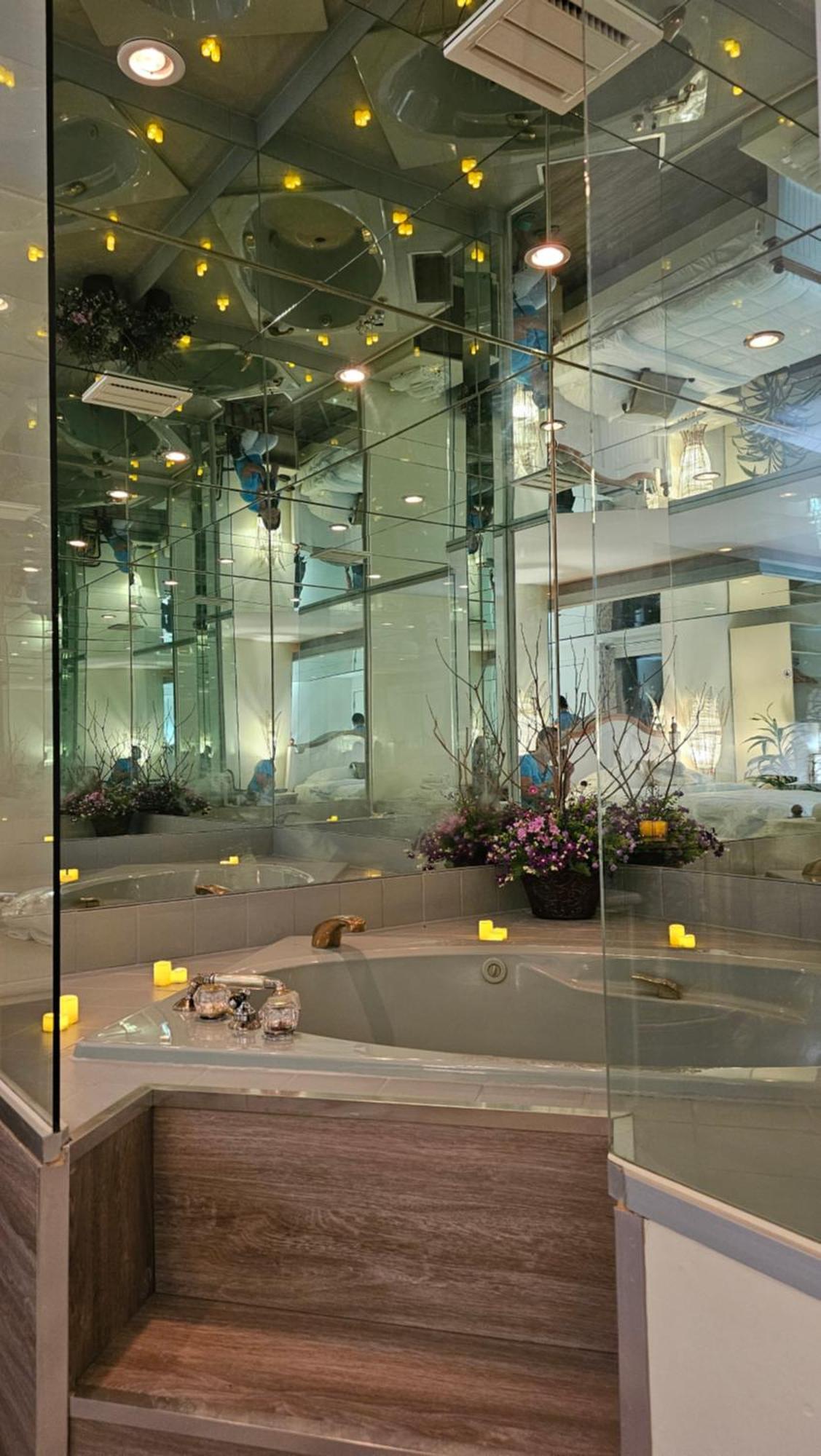 Hotel Oasis Lac St-Louis 瓦利菲尔德 外观 照片