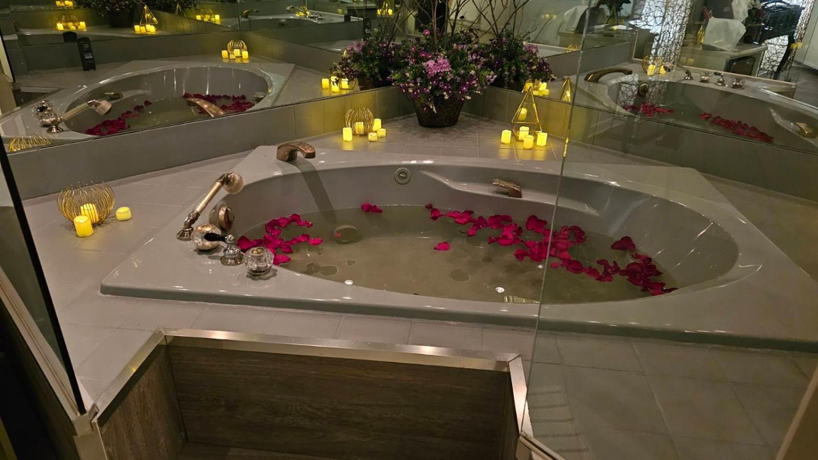 Hotel Oasis Lac St-Louis 瓦利菲尔德 外观 照片