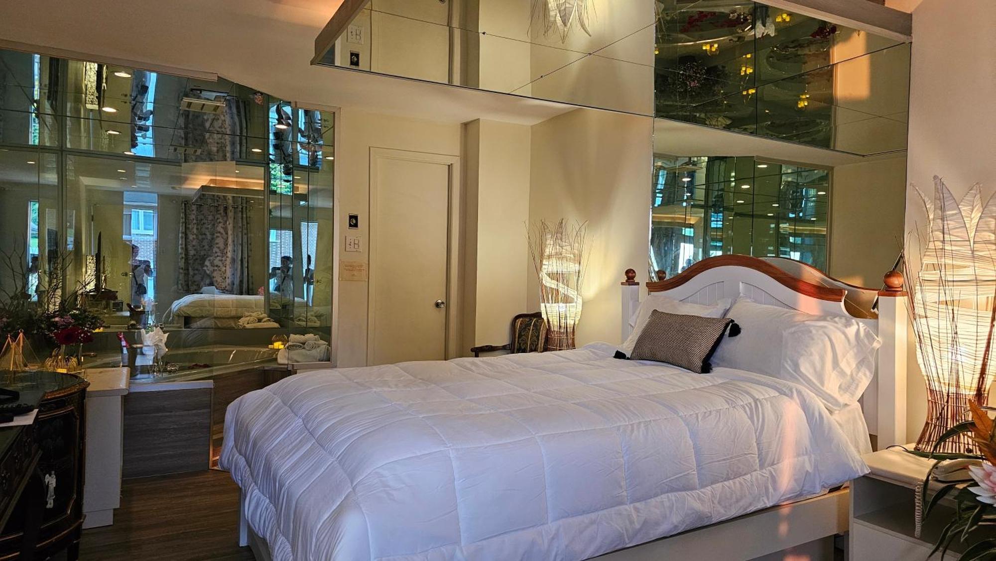 Hotel Oasis Lac St-Louis 瓦利菲尔德 外观 照片