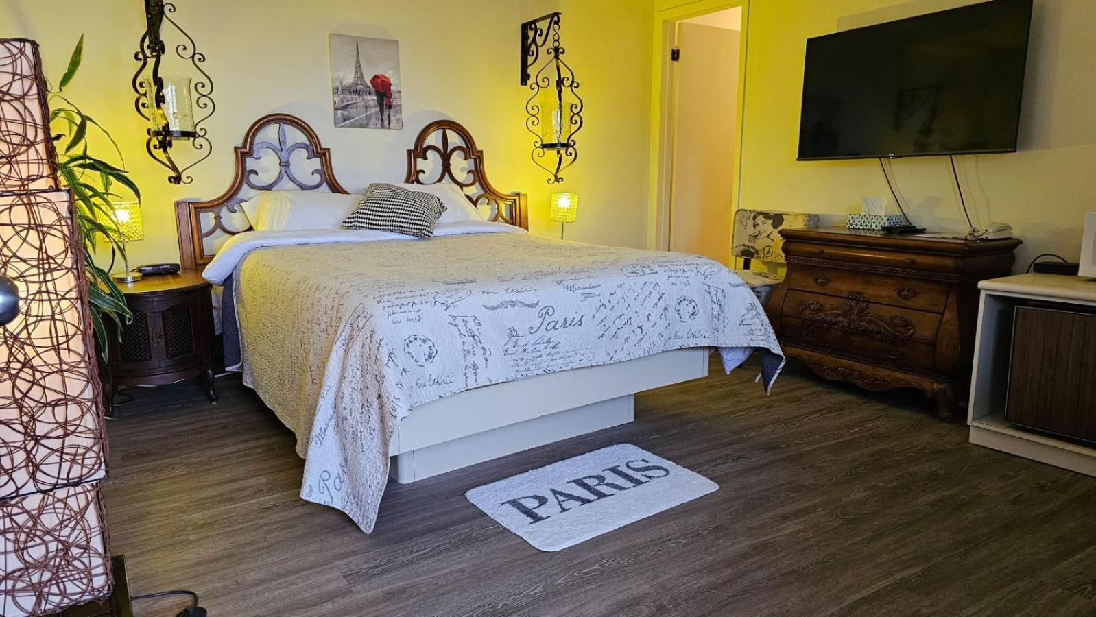 Hotel Oasis Lac St-Louis 瓦利菲尔德 外观 照片